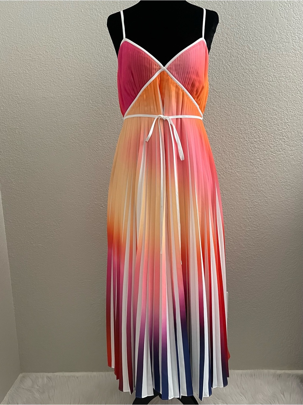 HALSTON Mollie Dress In Pleated Print - Picture 3 of 14